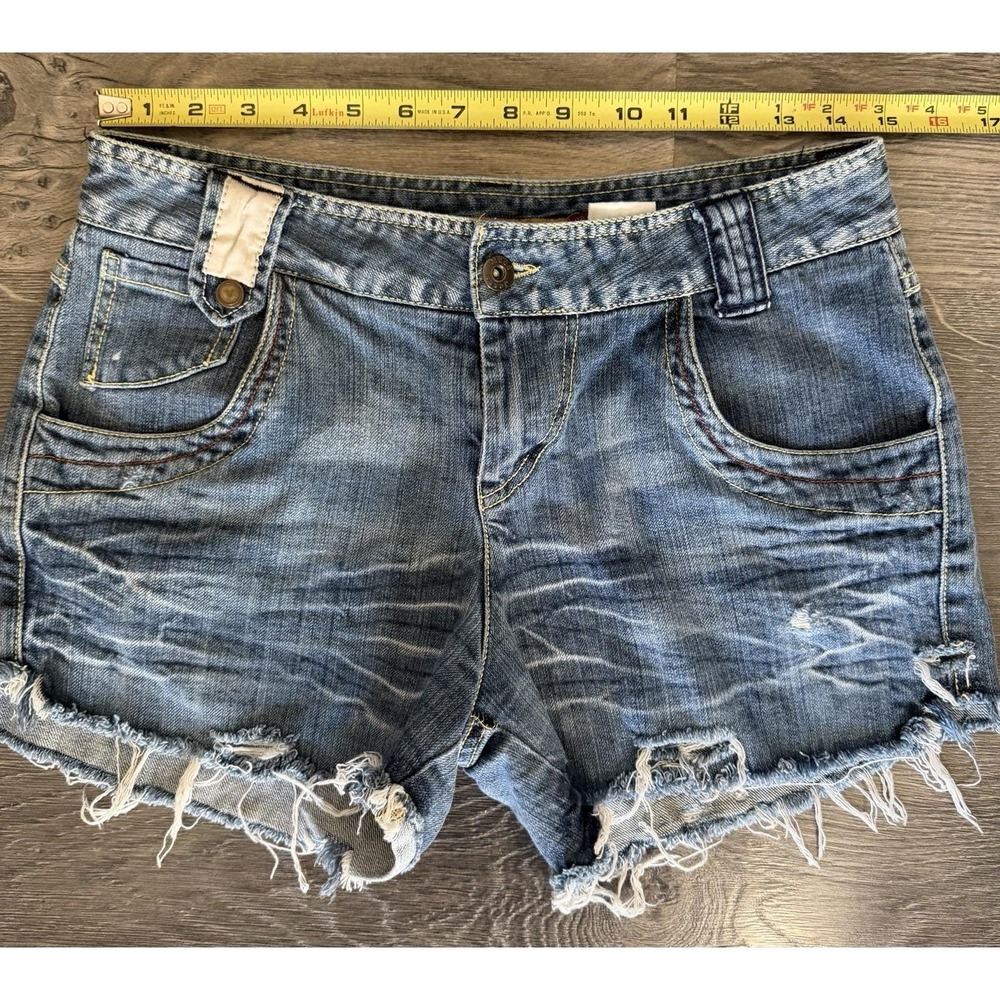Woman's Vintage Y2K Mudd Denim Shorts Size 9